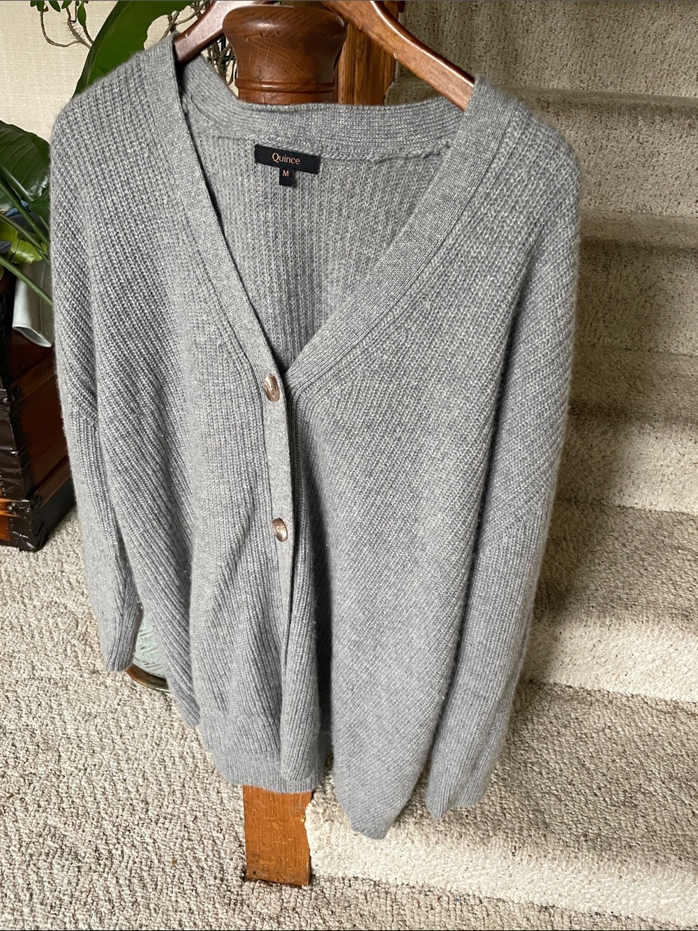 Quince Mongolian Cashmere Oversized Boyfriend Cardigan Sweater - Picture 4 of 14